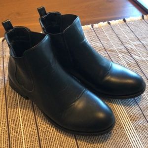 Black ASOS chelsea boots/ankle boots